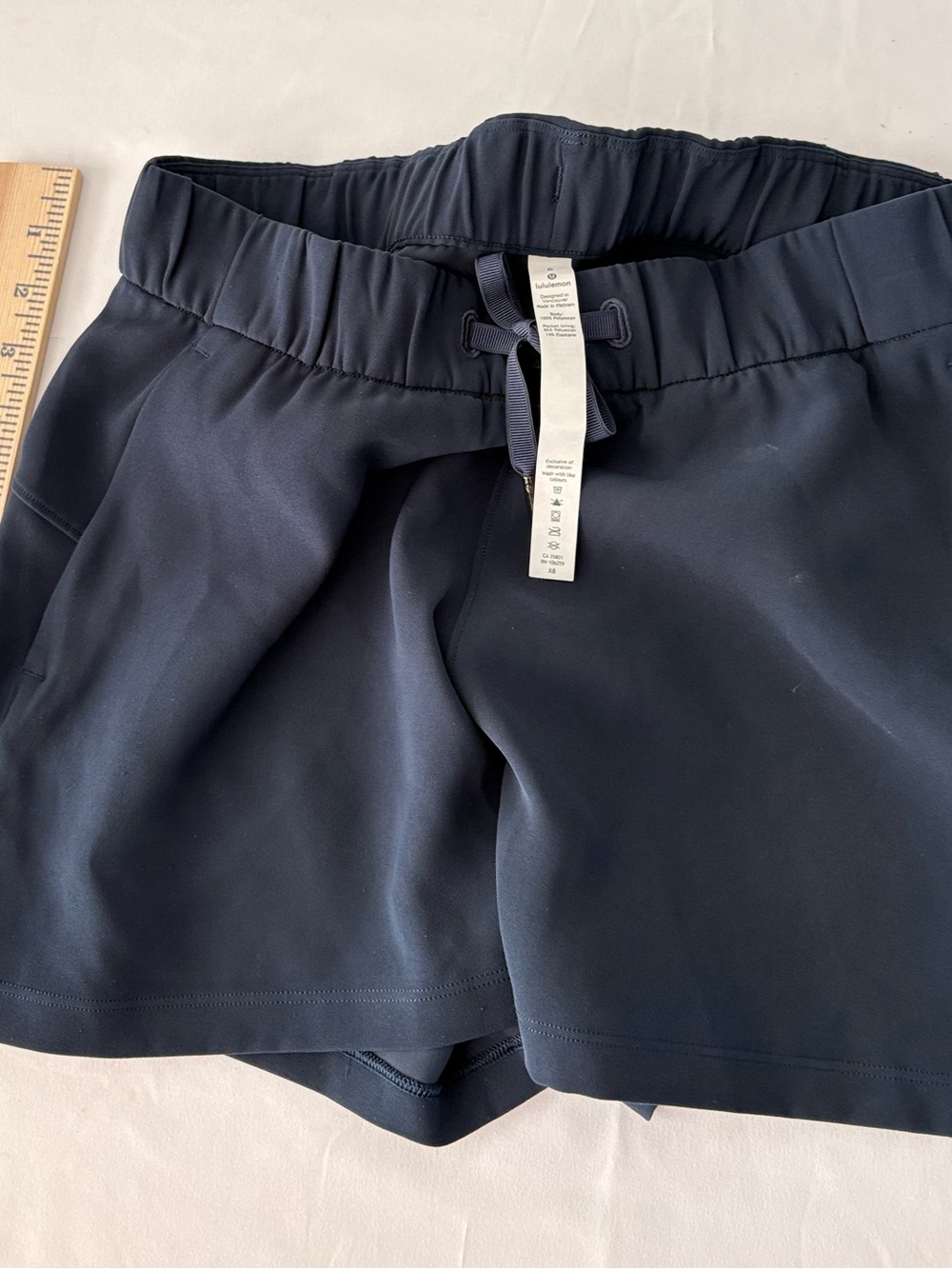 Lululemon Stroll At Sundown Short 3" Lot Of 3 Size 6 Black Navy Grey Sage - Picture 4 of 16